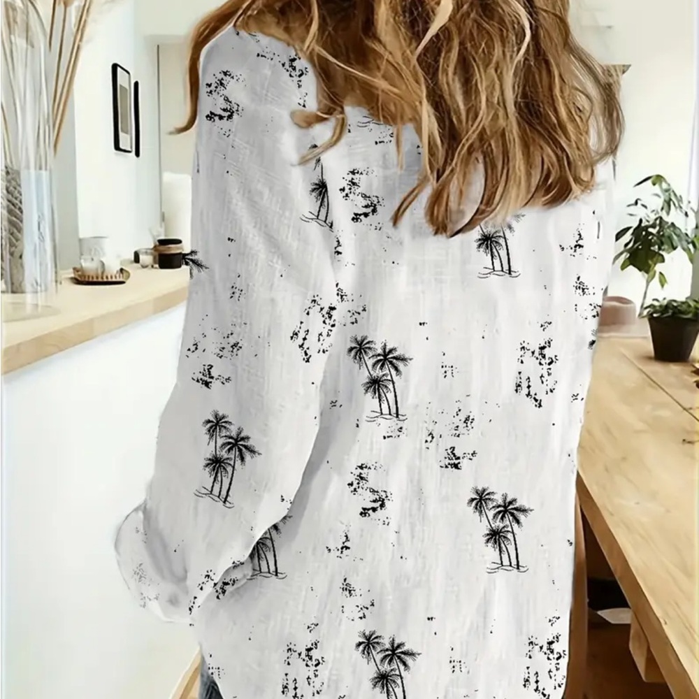 Women's White Palm Print Button-Up Top - Picture 3 of 3
